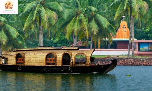 Phương tiện house boat tại Ấn Độ