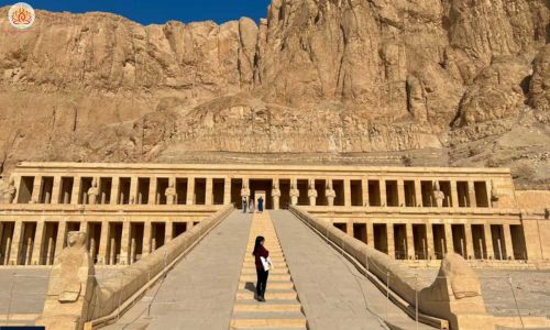 Thung lũng Các Ngôi Đền tại tour hành trình Ai Cập